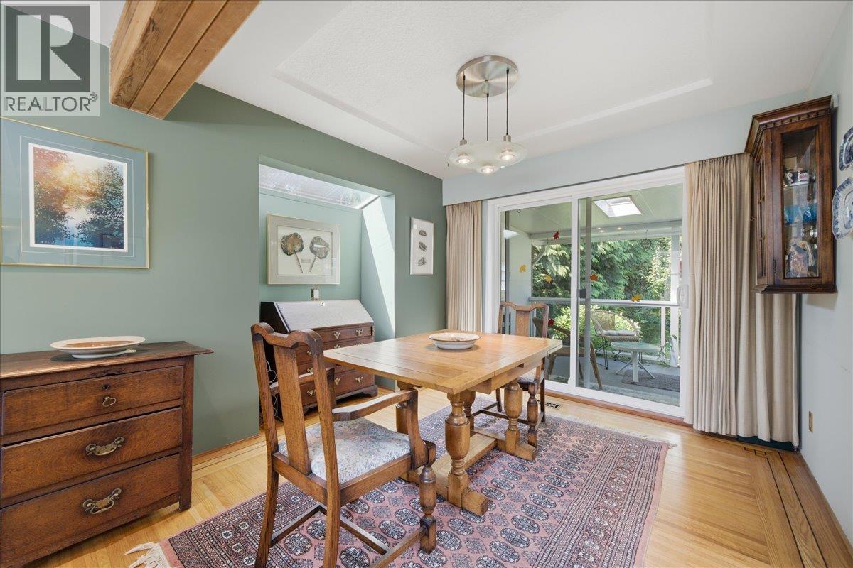 1388 Cambridge Drive, Coquitlam, British Columbia  V3J 2P7 - Photo 16 - R3150503