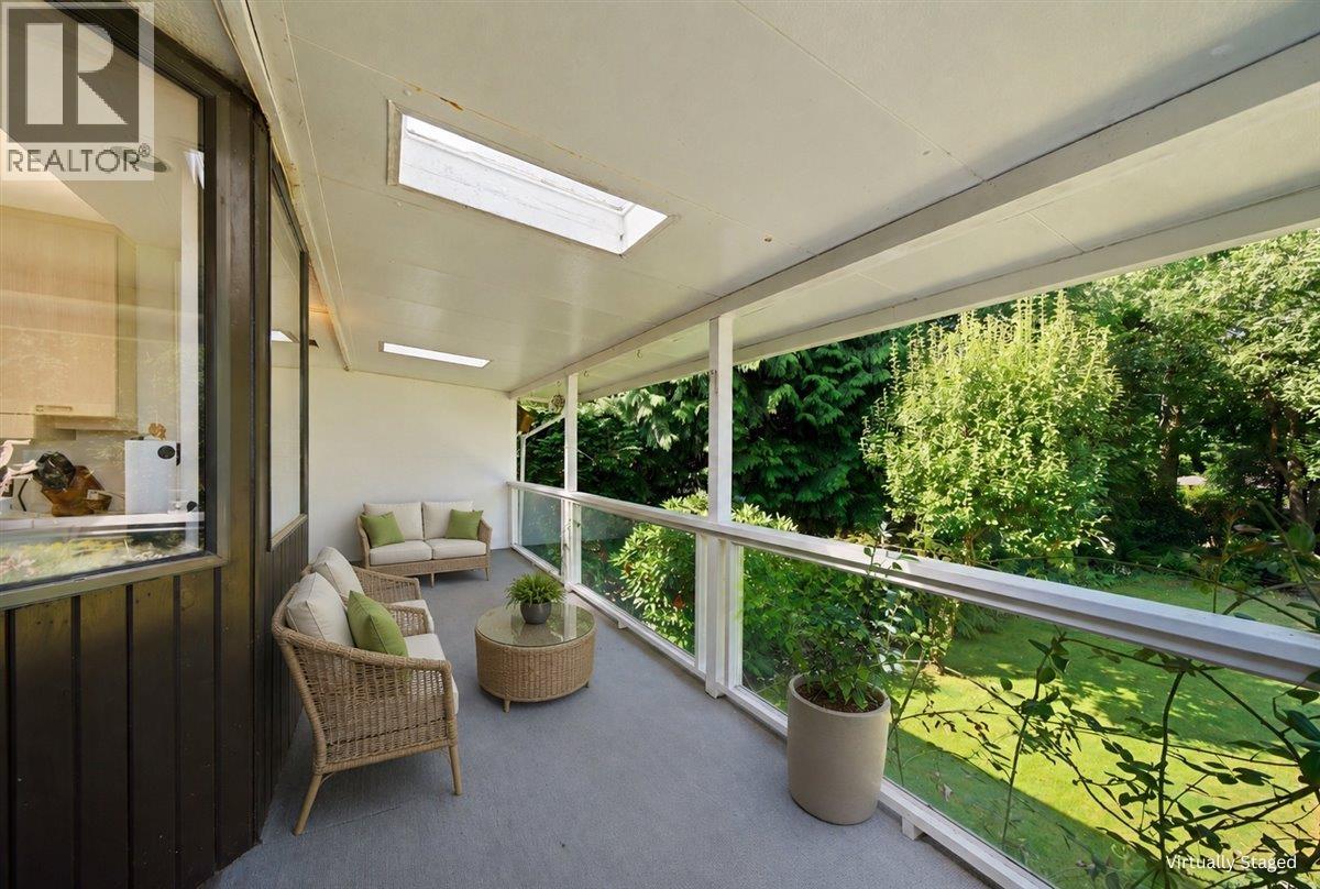 1388 Cambridge Drive, Coquitlam, British Columbia  V3J 2P7 - Photo 29 - R3150503