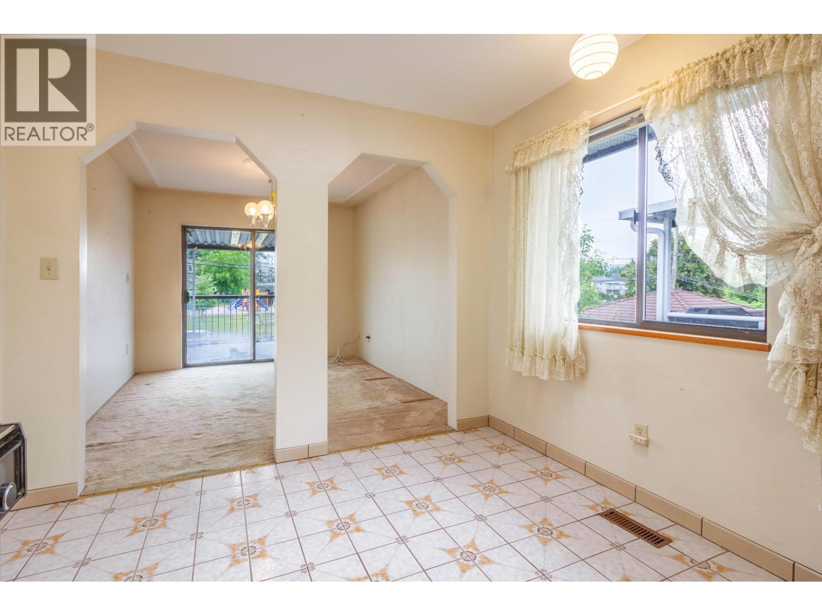 4467 Perry Street, Vancouver, British Columbia  V5N 3X6 - Photo 8 - R3150565