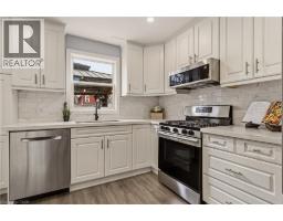 14 MARS Avenue, Hamilton, Ontario