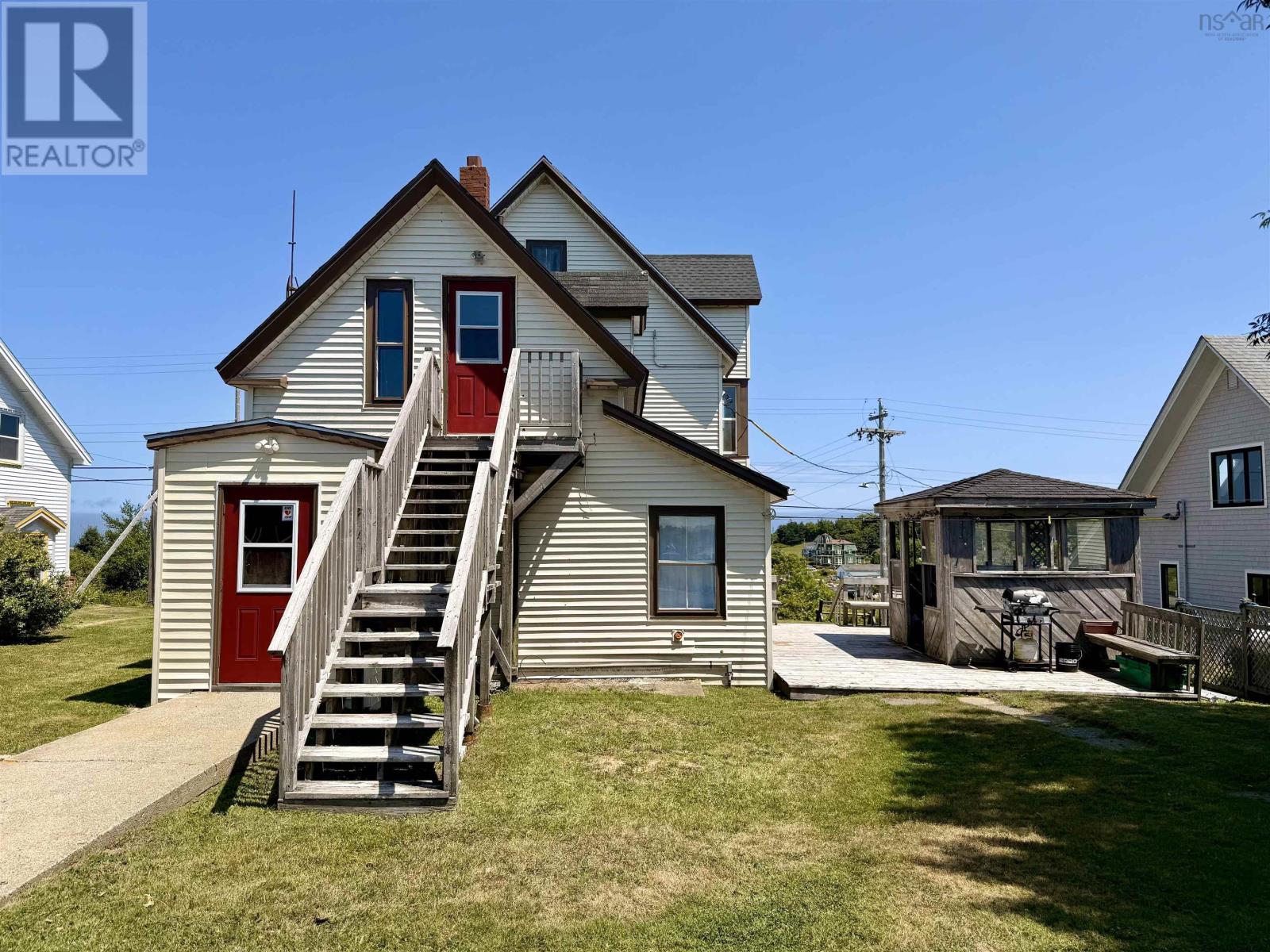 19 Crest Street Street, Lockeport, Nova Scotia  B0T 1L0 - Photo 3 - 202618904