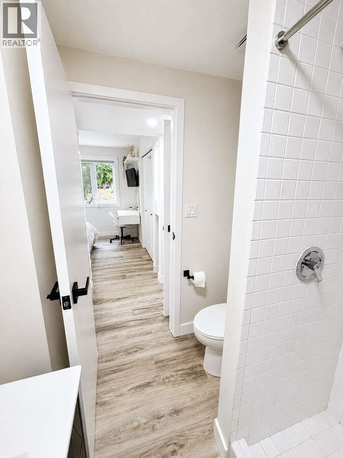1922 Glen Gary Drive, Kamloops, British Columbia  V2E 1R4 - Photo 25 - 10393852