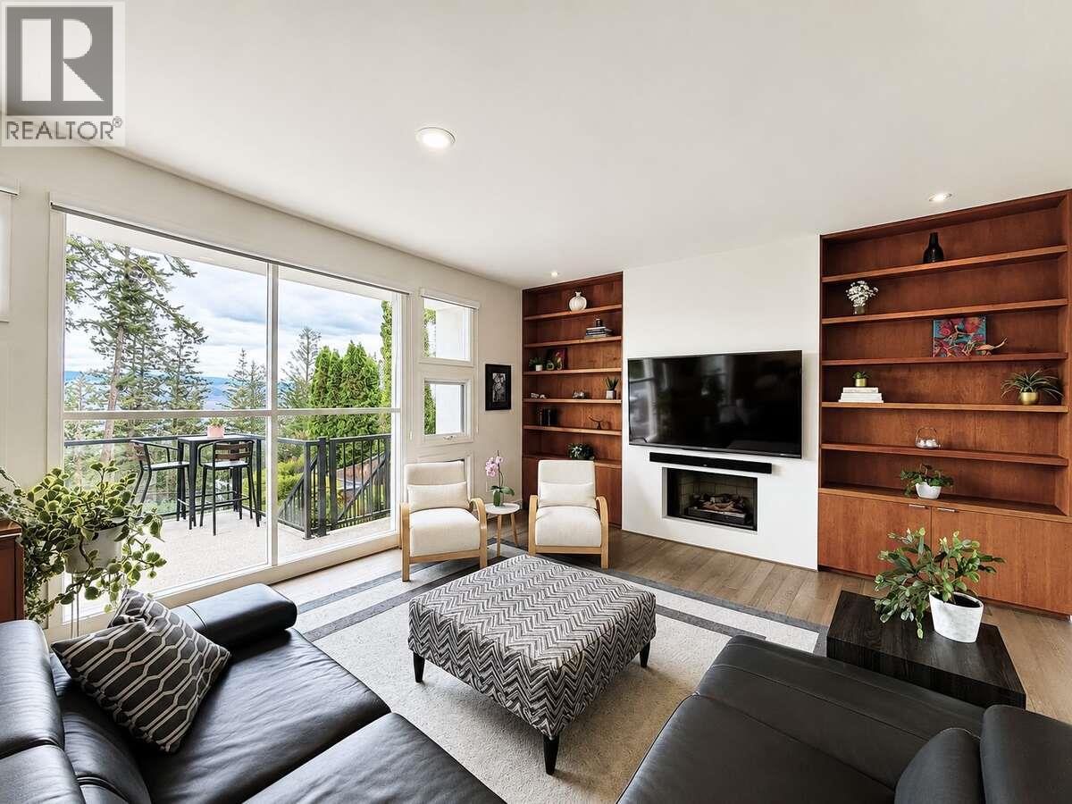 1922 Glen Gary Drive, Kamloops, British Columbia  V2E 1R4 - Photo 2 - 10393852