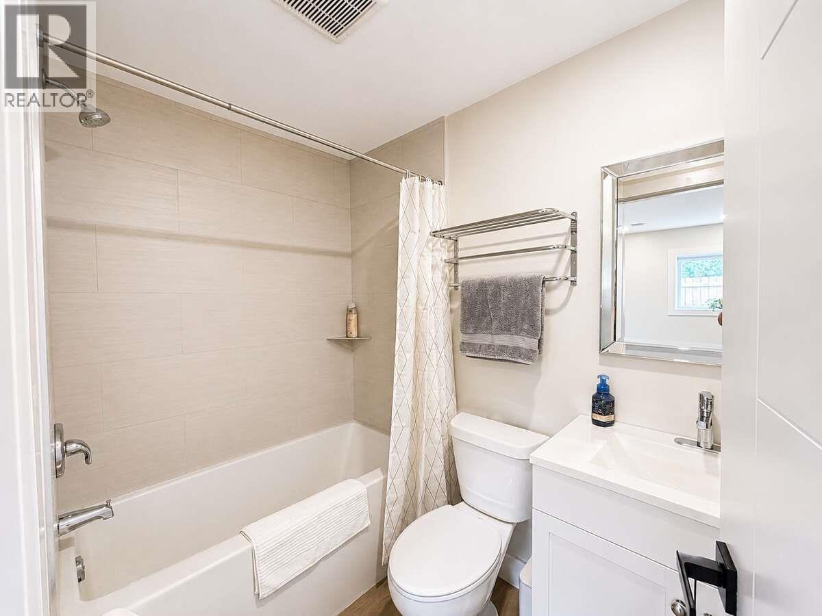 1922 Glen Gary Drive, Kamloops, British Columbia  V2E 1R4 - Photo 38 - 10393852