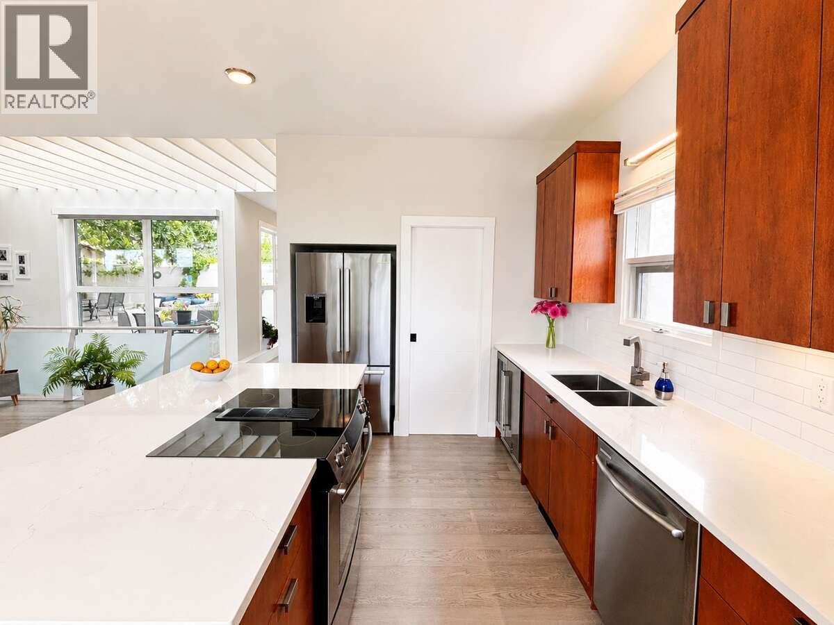 1922 Glen Gary Drive, Kamloops, British Columbia  V2E 1R4 - Photo 51 - 10393852