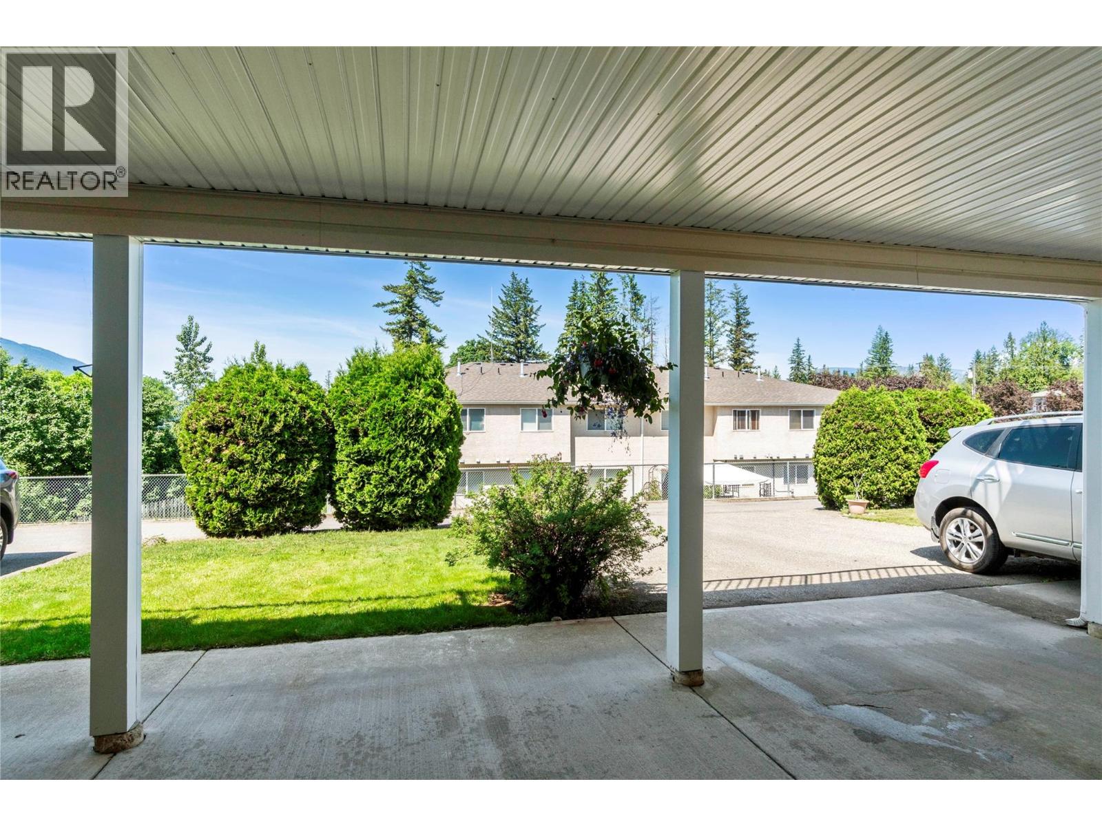 71 25 Street SE Unit# 3, Salmon Arm, British Columbia  V1E 1S2 - Photo 25 - 10389190