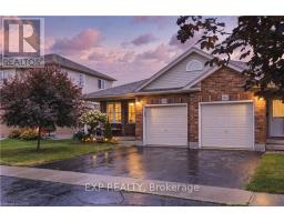 138 STIEFELMEYER CRESCENT, Wilmot, Ontario