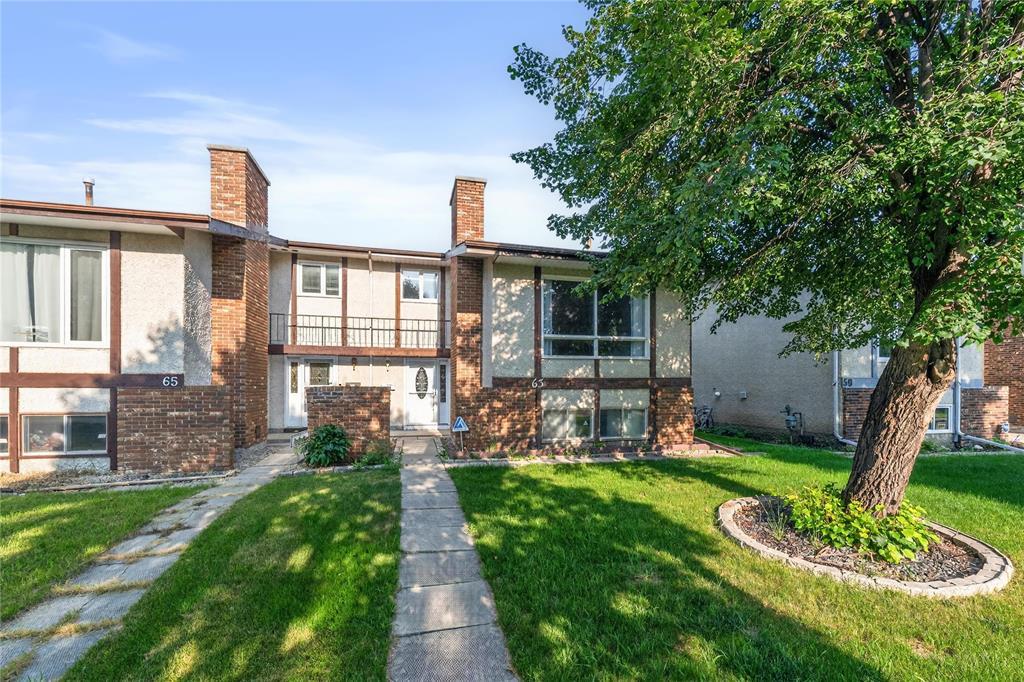63 Hamilton Avenue, Winnipeg, Manitoba  R2Y 2G2 - Photo 0 - 202618680