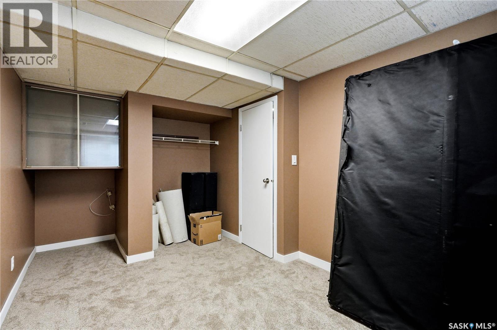 130 Flavelle Crescent, Saskatoon, Saskatchewan  S7L 6L2 - Photo 18 - SK043911