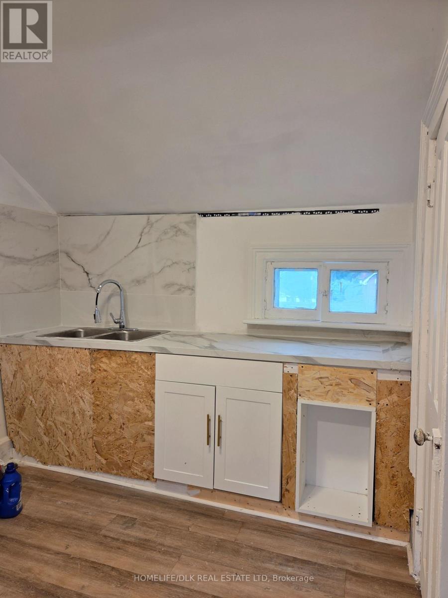 Unit 2 - 105 Bethune Street, Brockville, Ontario  K6V 2E5 - Photo 12 - X13614318