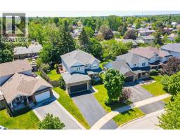 72 BEARDMORE Crescent, Acton, Ontario