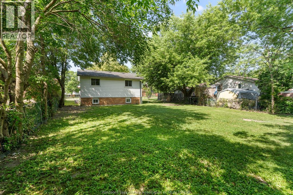 105 Kim Court, Essex, Ontario  N8M 2Z8 - Photo 27 - 26018040