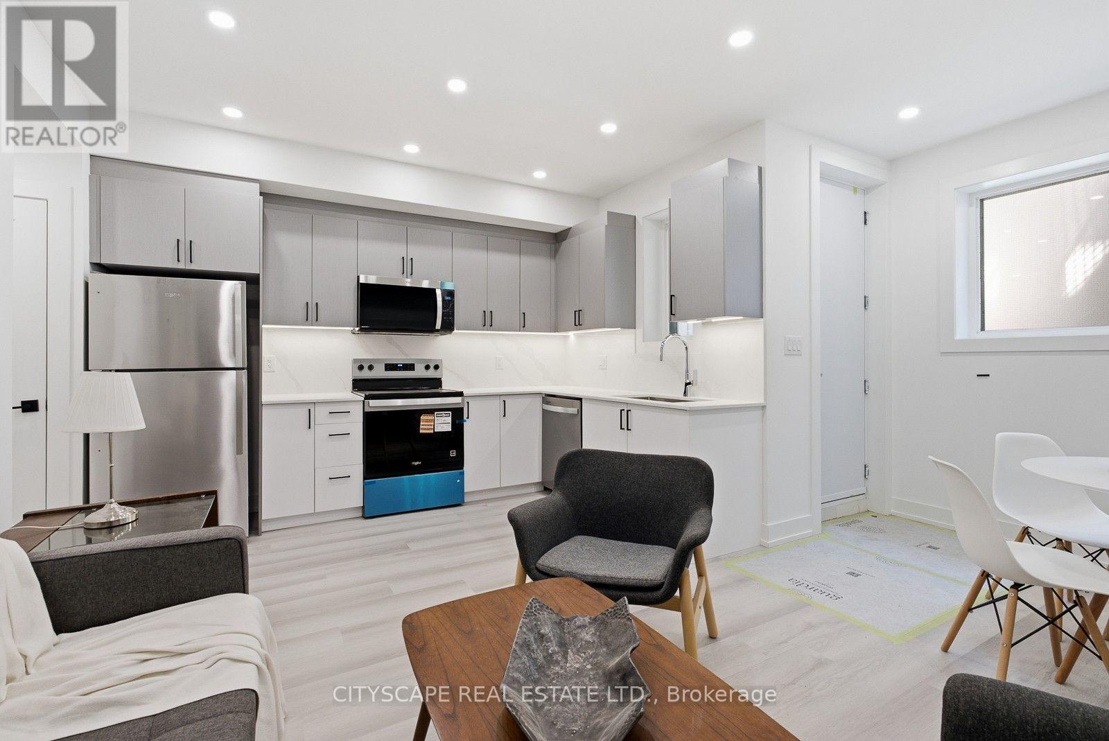 1 Bsmt - 587 Oakwood Avenue, Toronto, Ontario  M6E 2X8 - Photo 19 - C13613112