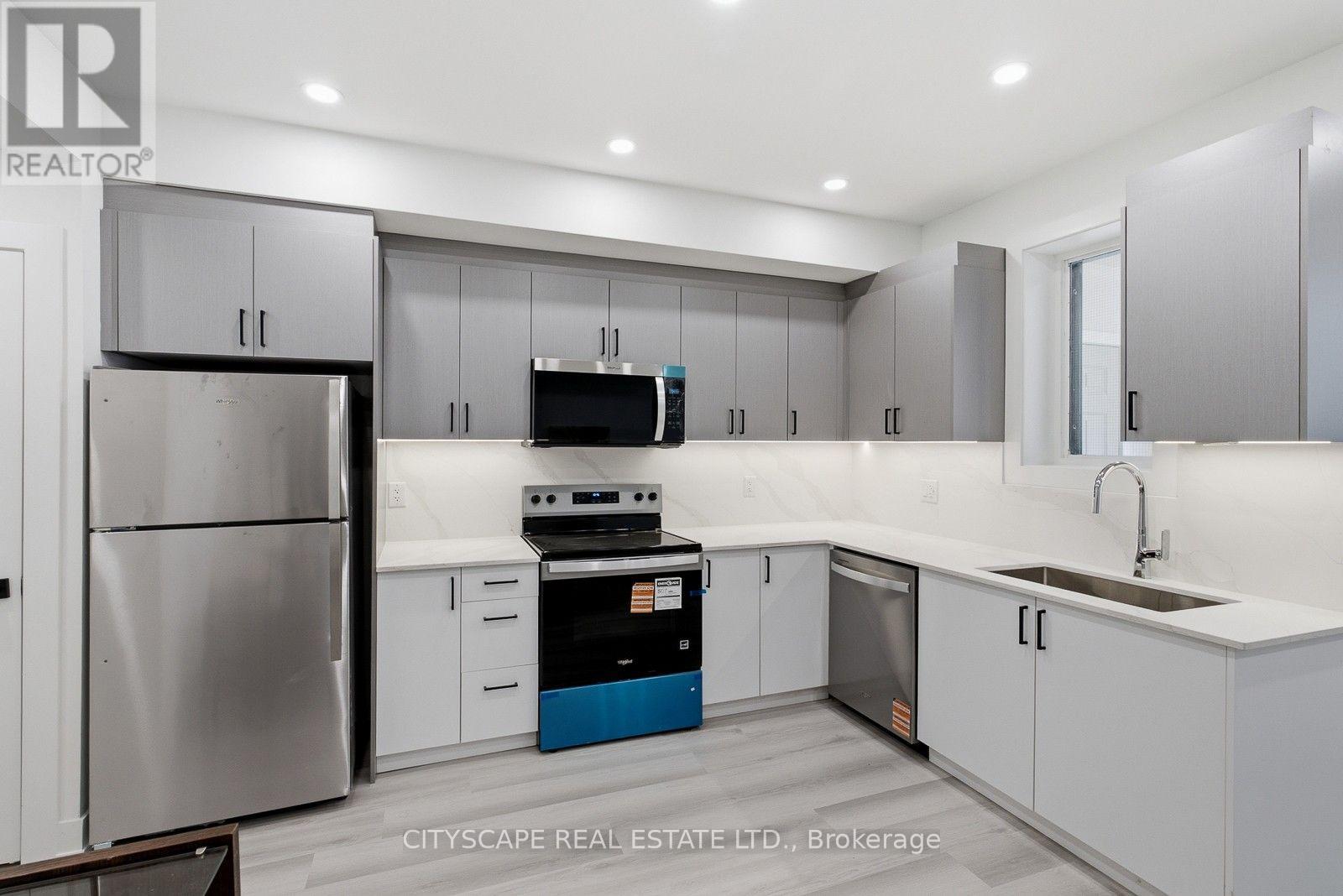 1 Bsmt - 587 Oakwood Avenue, Toronto, Ontario  M6E 2X8 - Photo 27 - C13613112