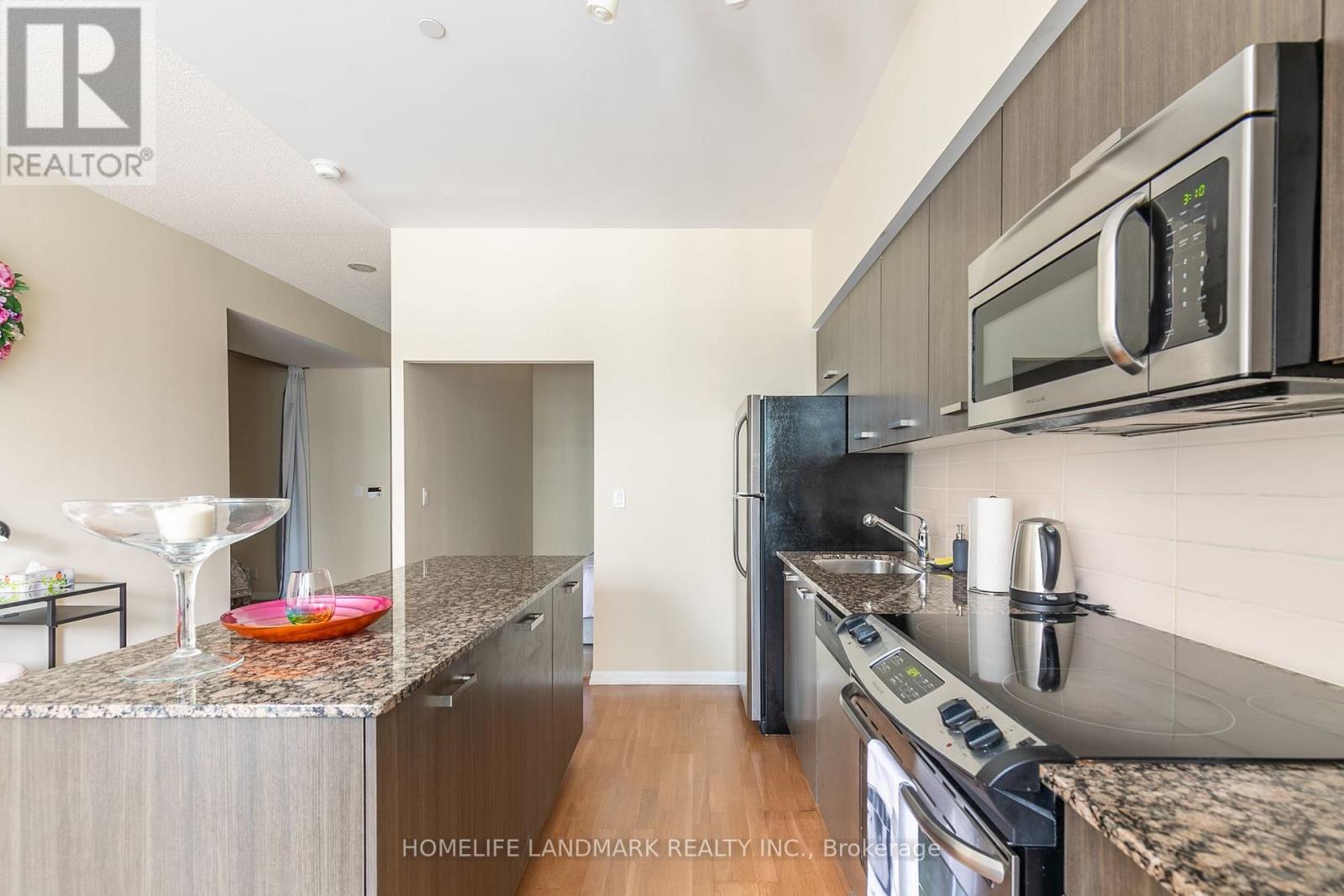 204 - 832 Bay Street, Toronto, Ontario  M5S 1Z6 - Photo 3 - C13614236