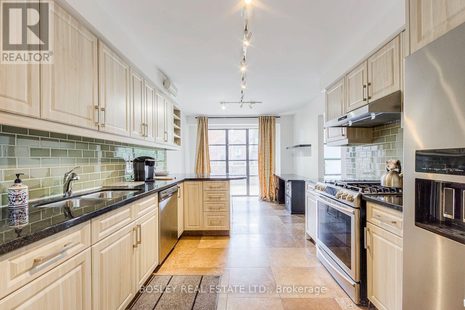 98 Sherwood Avenue, Toronto, Ontario  M4P 2A7 - Photo 11 - C13614272
