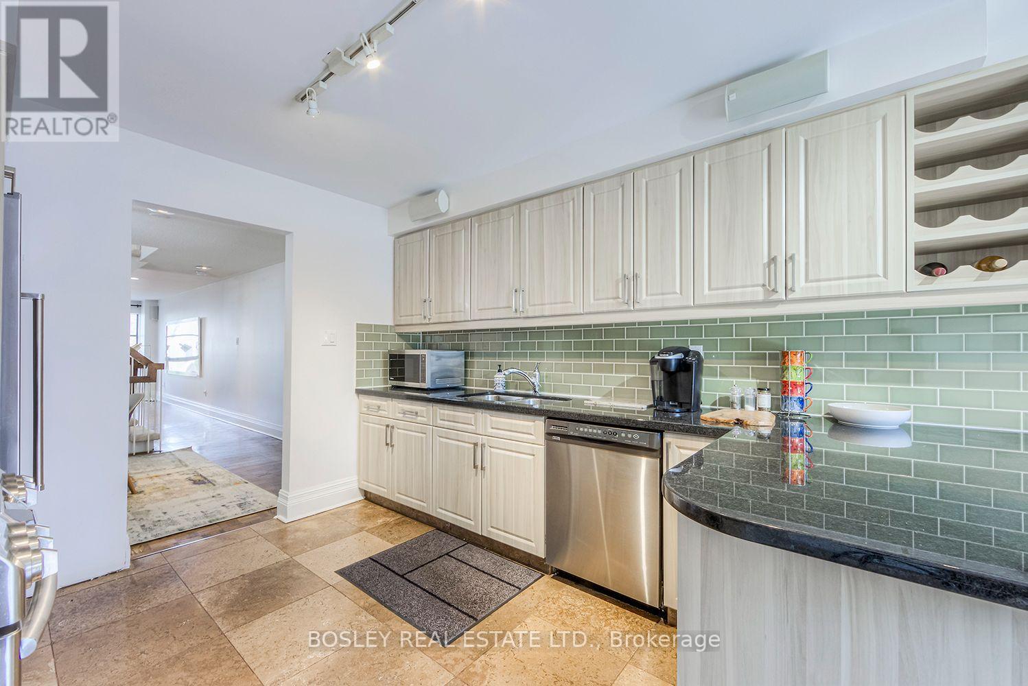 98 Sherwood Avenue, Toronto, Ontario  M4P 2A7 - Photo 15 - C13614272