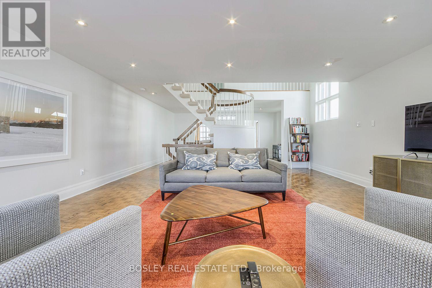 98 Sherwood Avenue, Toronto, Ontario  M4P 2A7 - Photo 3 - C13614272