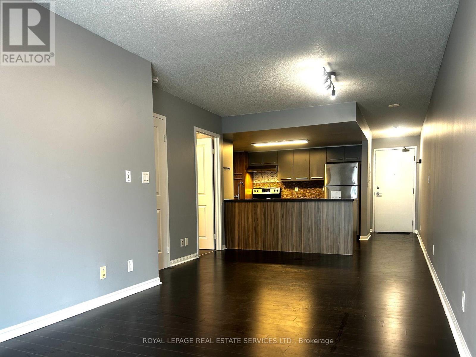 1404 - 11 St. Joseph Street, Toronto, Ontario  M4Y 3G4 - Photo 11 - C13614324