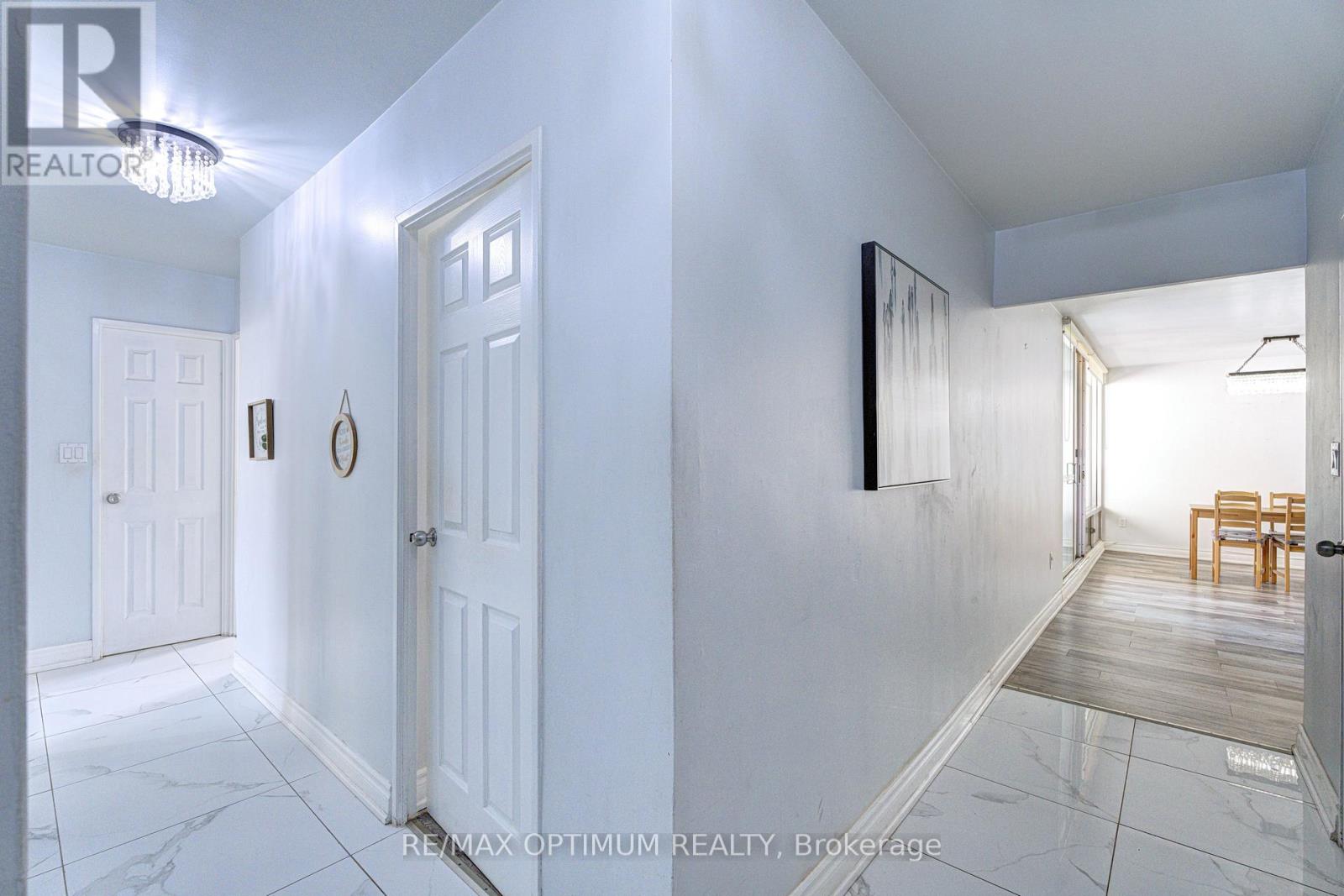 2110 - 5 Massey Square, Toronto, Ontario M4C 5L6 - Photo 22 - E13614286