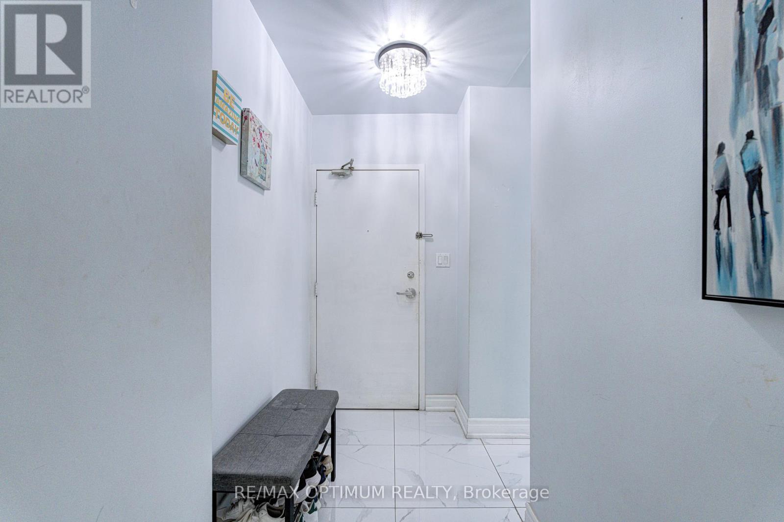 2110 - 5 Massey Square, Toronto, Ontario M4C 5L6 - Photo 8 - E13614286