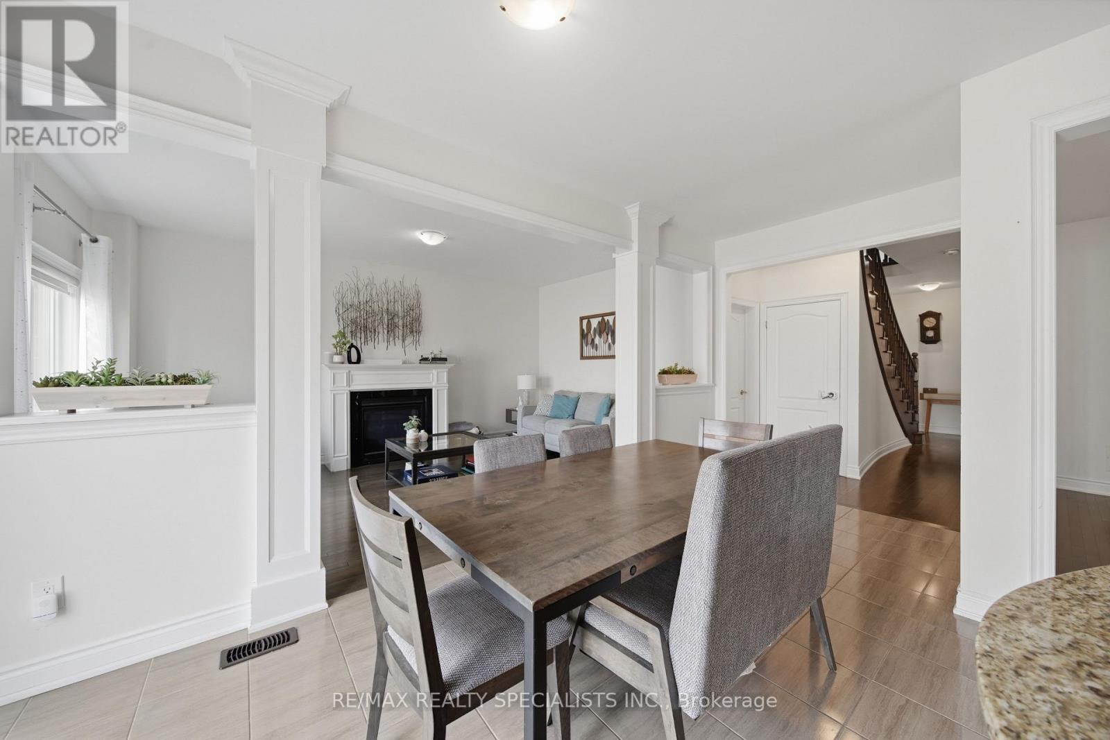 120 Milby Crescent, Bradford West Gwillimbury (Bradford), Ontario  L3Z 0X8 - Photo 12 - N13614232