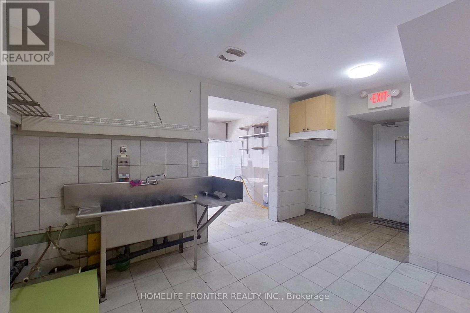 B - 1382 Killarney Beach Road SE, Innisfil, Ontario  L0L 1W0 - Photo 6 - N13614328