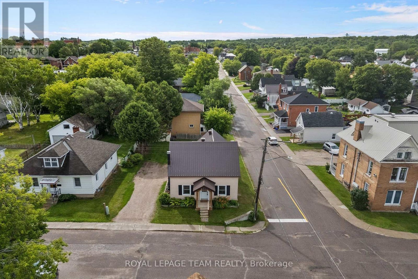 145 Munroe Avenue W, Renfrew, Ontario  K7V 3L2 - Photo 35 - X13614314