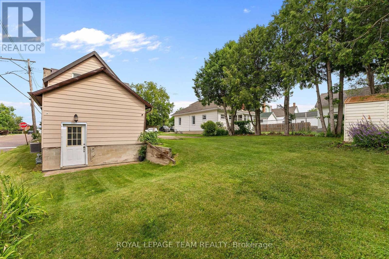 145 Munroe Avenue W, Renfrew, Ontario  K7V 3L2 - Photo 37 - X13614314