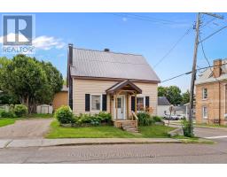 145 MUNROE AVENUE W, Renfrew, Ontario