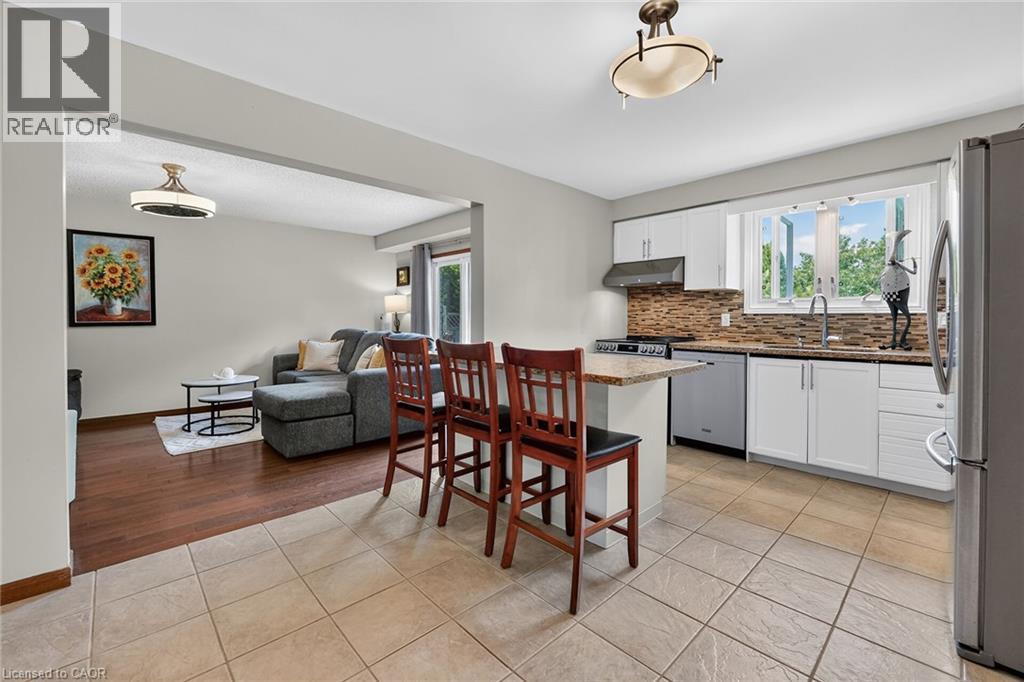 43 Bonaparte Way, Hamilton, Ontario  L9B 2E1 - Photo 7 - 40849529