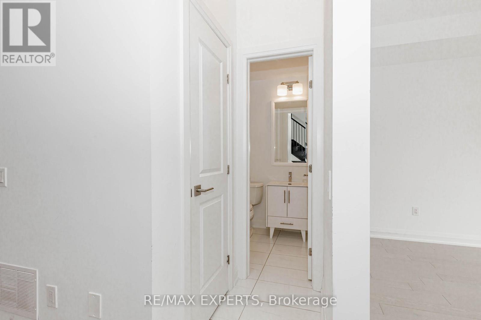 4025 Sixth Line, Oakville, Ontario  L6H 3P8 - Photo 30 - W13614174