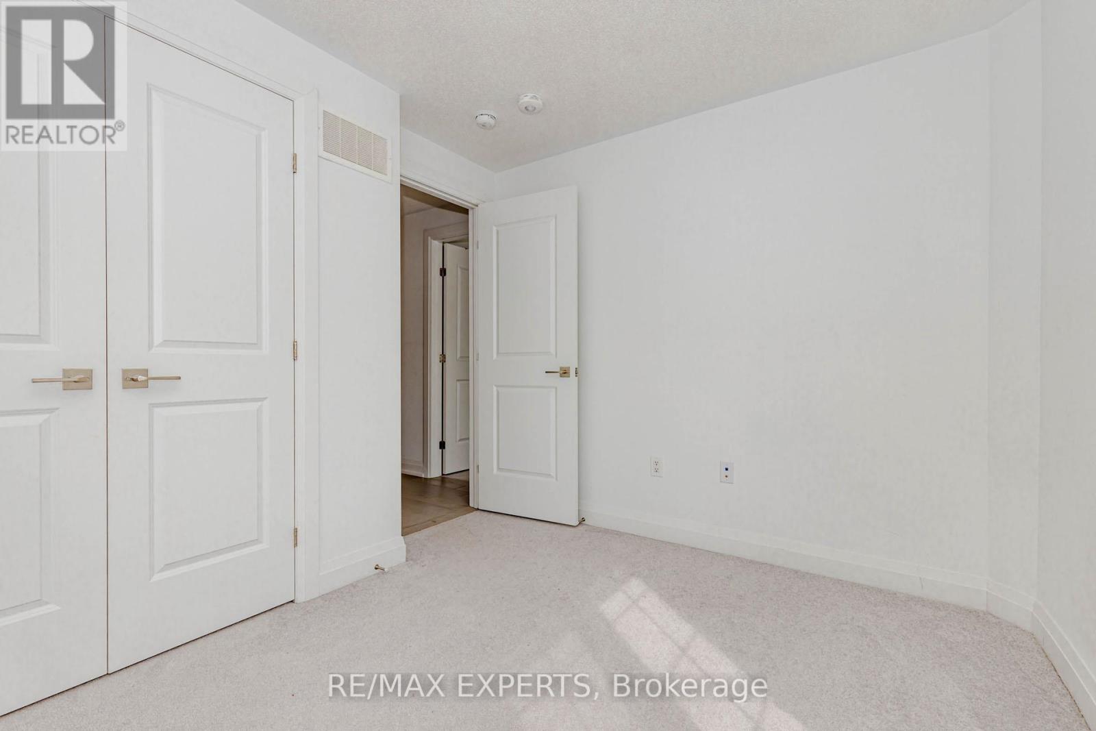 4025 Sixth Line, Oakville, Ontario  L6H 3P8 - Photo 49 - W13614174