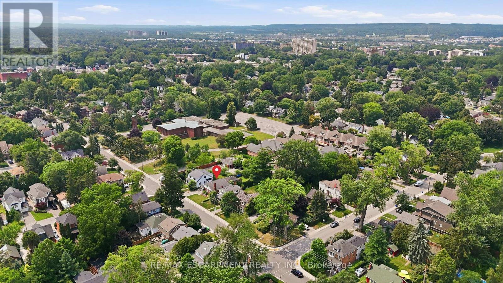 2153 Caroline Street, Burlington, Ontario  L7R 1L7 - Photo 11 - W13614372