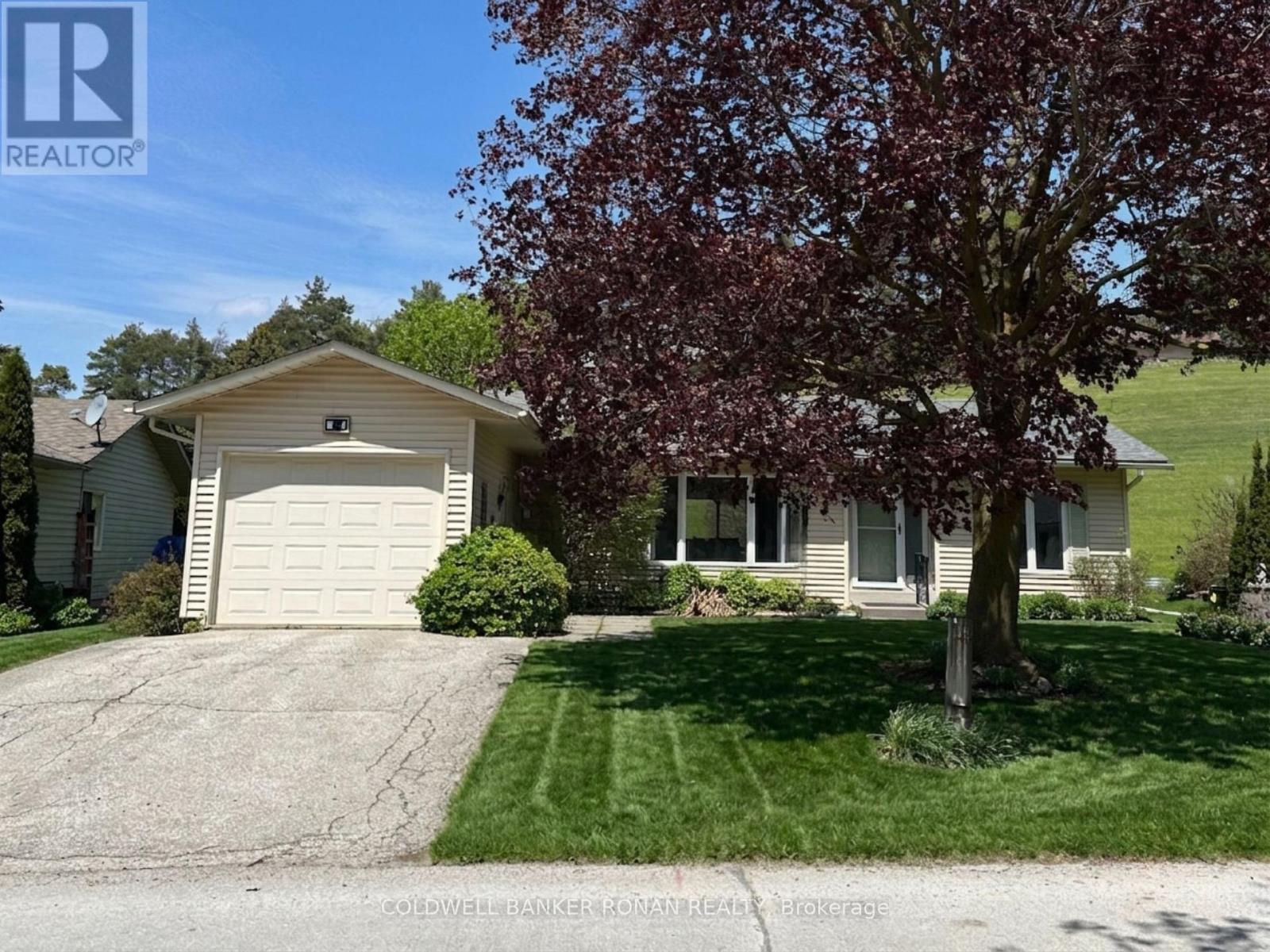 4 Tecumseth Pines Drive, New Tecumseth, Ontario  L0G 1W0 - Photo 25 - N13585624