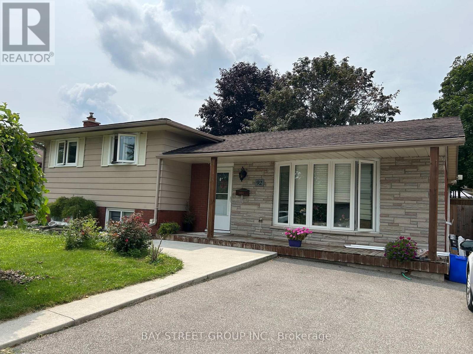 92 BRIER PARK ROAD, Brantford, Ontario