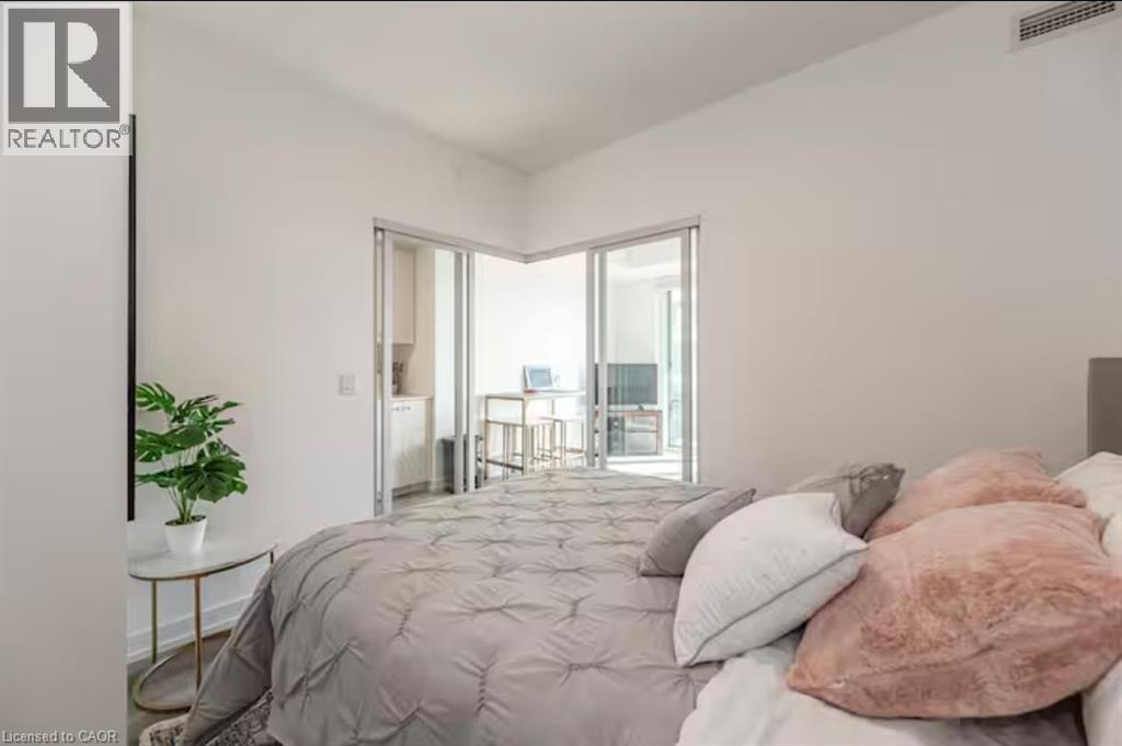 5 Wellington Street S Unit# 1705, Kitchener, Ontario  N3G 0E3 - Photo 12 - 40850956