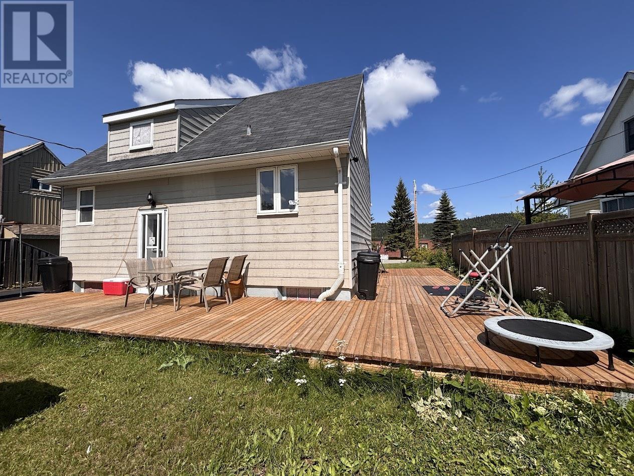 16 Wenonah Dr, Manitouwadge, Ontario  P0T 2C0 - Photo 25 - TB2600429
