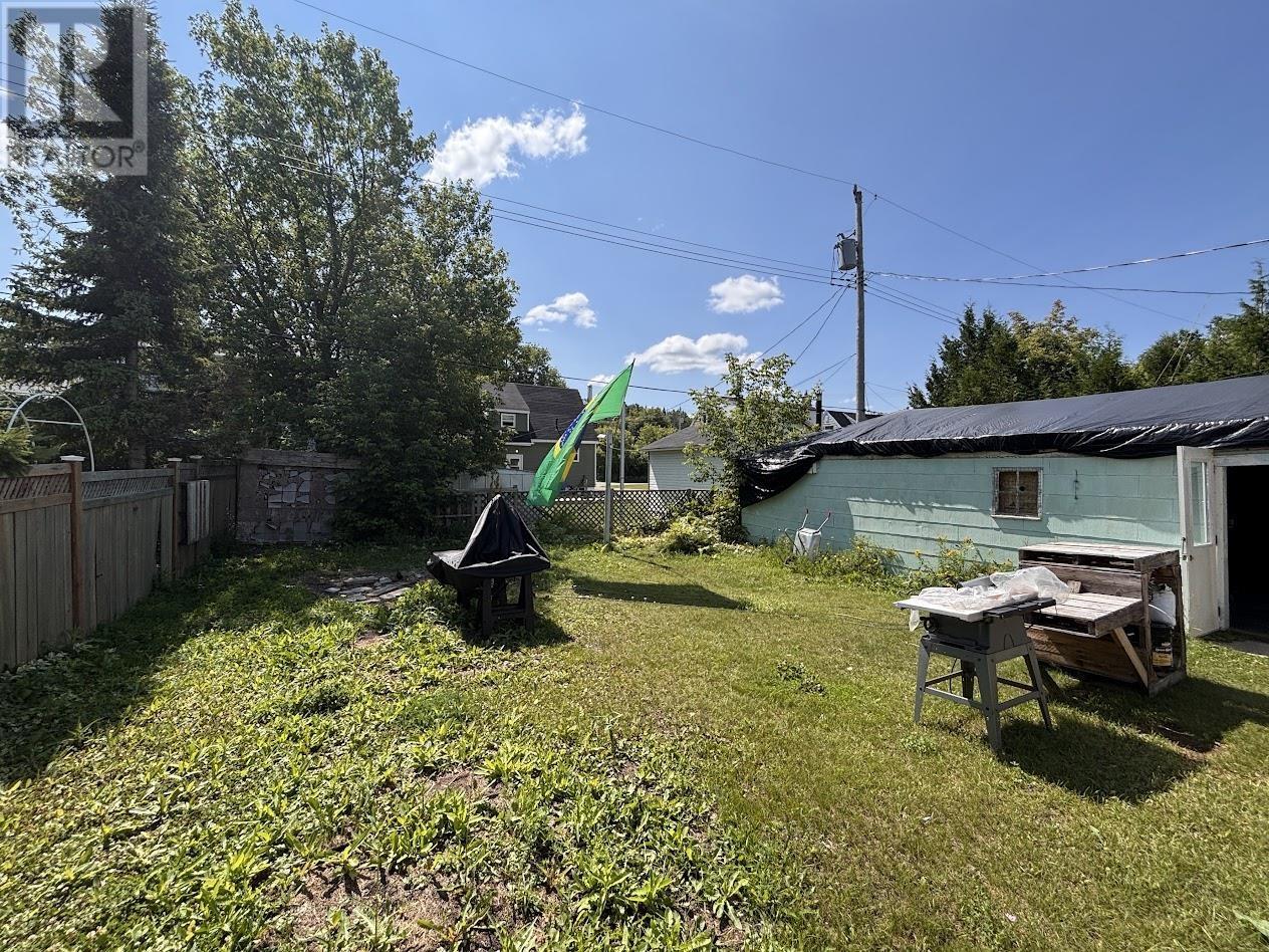 16 Wenonah Dr, Manitouwadge, Ontario  P0T 2C0 - Photo 21 - TB2600429