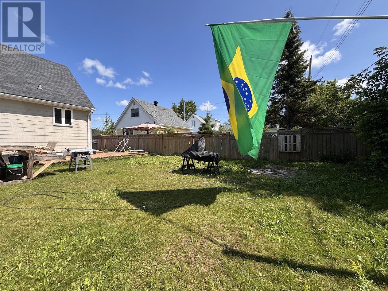 16 Wenonah Dr, Manitouwadge, Ontario  P0T 2C0 - Photo 24 - TB2600429