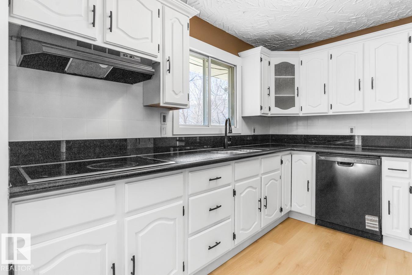 9 Yew Co, Sherwood Park, Alberta  T8A 1H8 - Photo 10 - E4489147