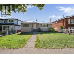 5655 LANCASTER STREET, Vancouver, British Columbia