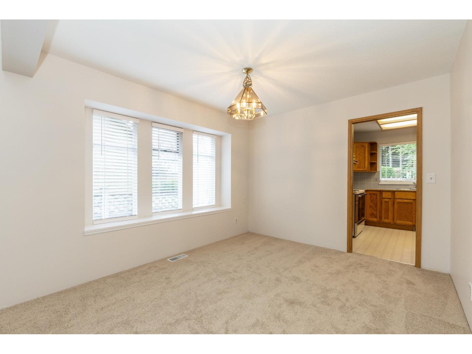 16397 Glenmoor Court, Surrey, British Columbia  V4N 1V2 - Photo 9 - R3142134