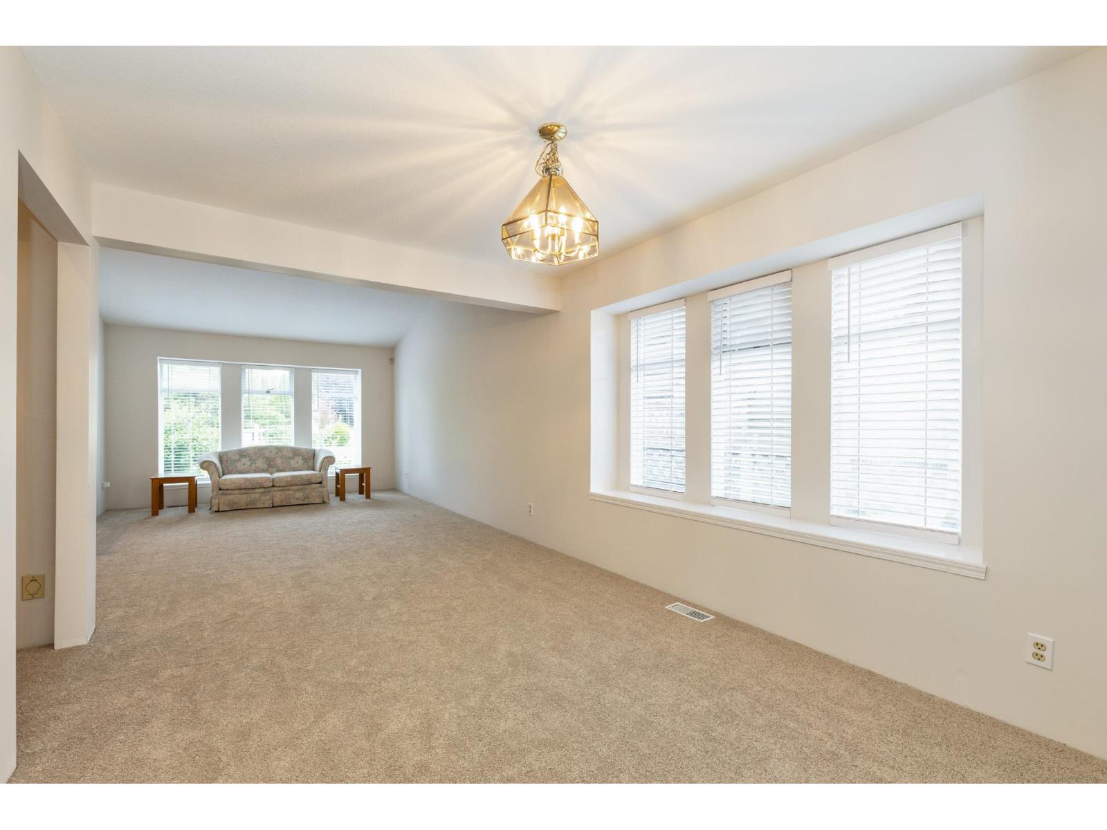 16397 Glenmoor Court, Surrey, British Columbia  V4N 1V2 - Photo 11 - R3142134