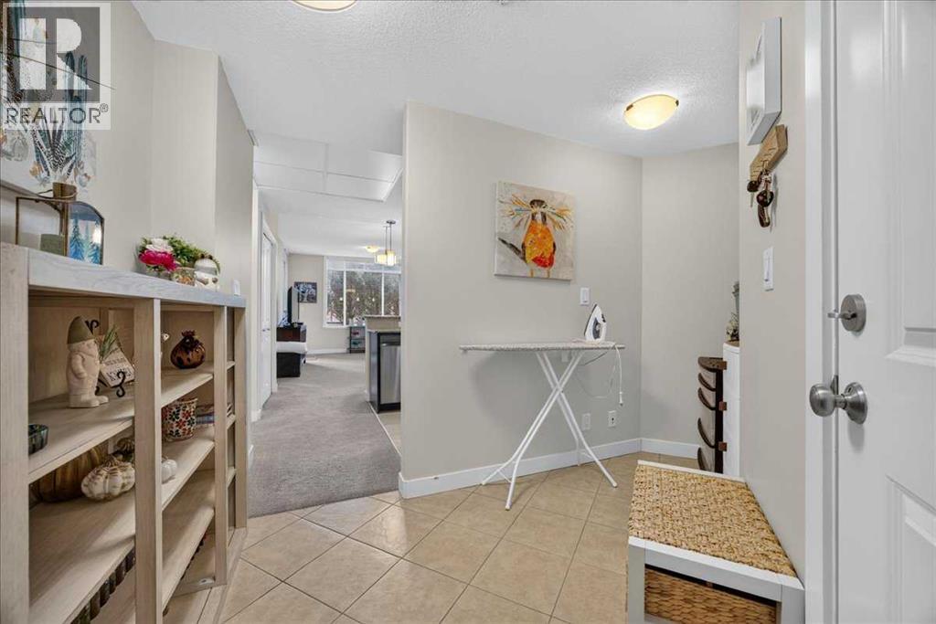 107, 16 Varsity Estates Circle Nw, Calgary, Alberta  T3A 2C5 - Photo 4 - A2324332