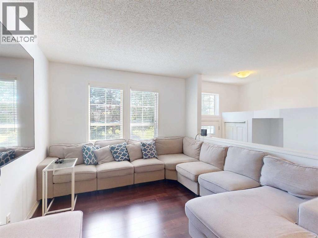 5 Auburn Bay Common Se, Calgary, Alberta  T3M 0M6 - Photo 7 - A2324356
