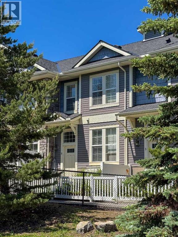 5 Auburn Bay Common Se, Calgary, Alberta  T3M 0M6 - Photo 1 - A2324356
