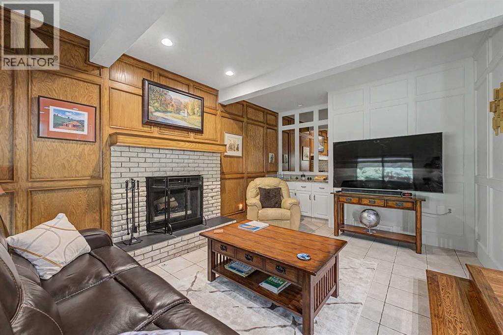 75 Deerbrook Road Se, Calgary, Alberta  T2J 6G5 - Photo 18 - A2328881
