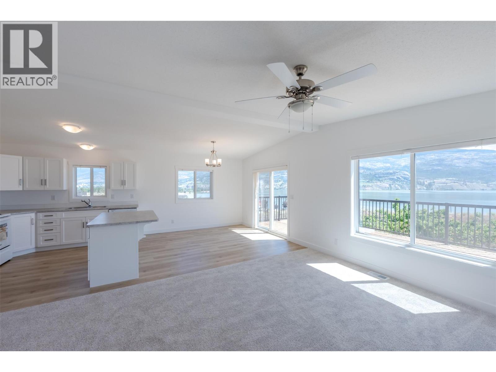 201 Highway 97 Highway Unit# 39, Penticton, British Columbia  V2A 0E4 - Photo 7 - 10389489
