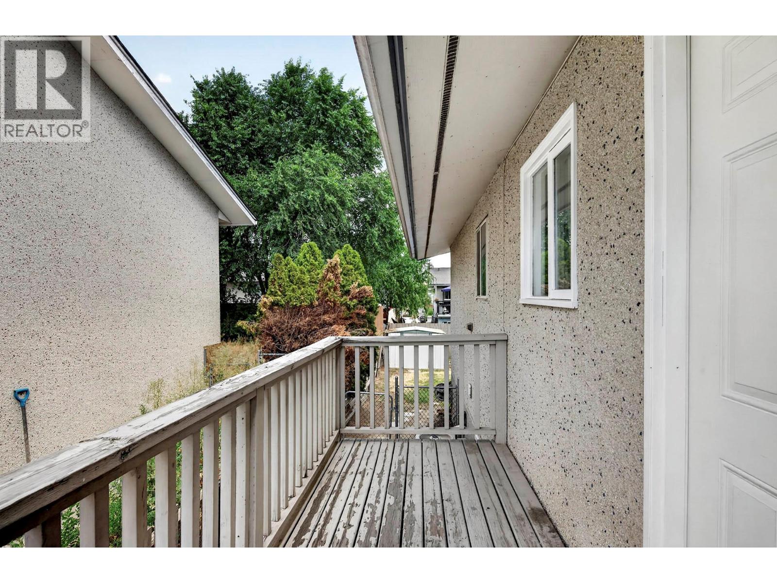 658 Courtenay Crescent, Kamloops, British Columbia  V2B 1Z6 - Photo 17 - 10395986